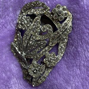 Vintage Elegant Silver Floral dress clip